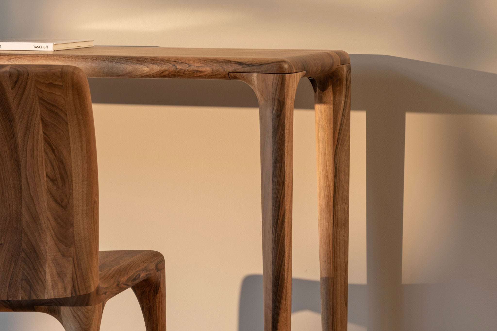 LÜNA | Oak Console Table
