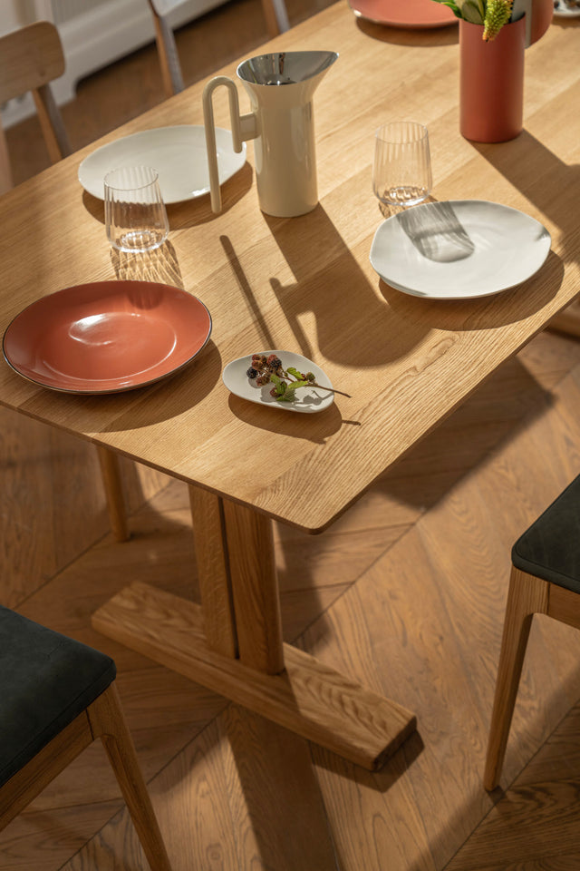 KAT | Esstisch image 48