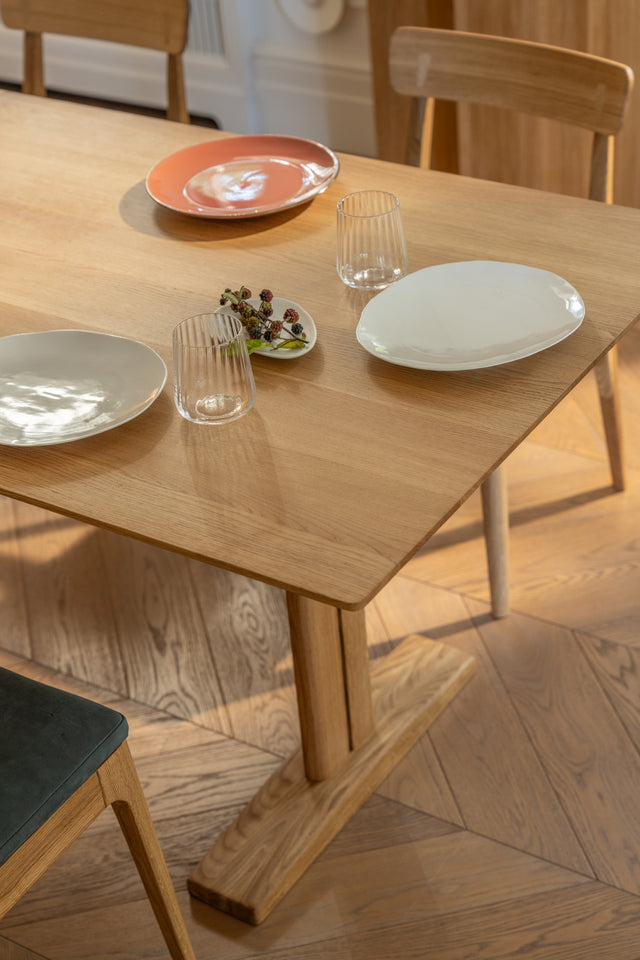 KAT | Esstisch image 29