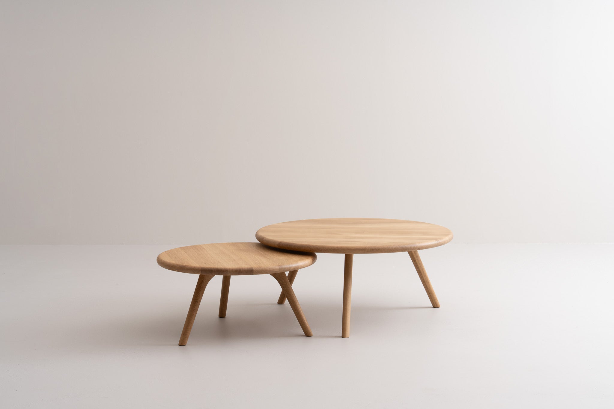 ARLEN | Round Coffee Table image 3