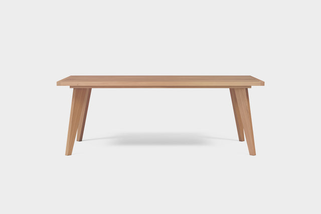 Amber | Outdoor Esstisch aus Eiche image 1