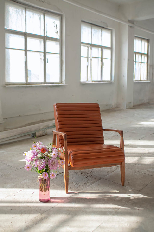 LAICA | Moderner Sessel mit Ottomane image 23