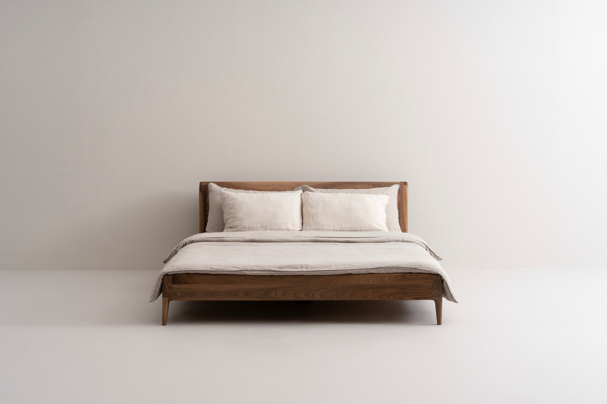 LÜNA | Cadre de lit