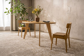 AMBER Oval | Dining Table image 2