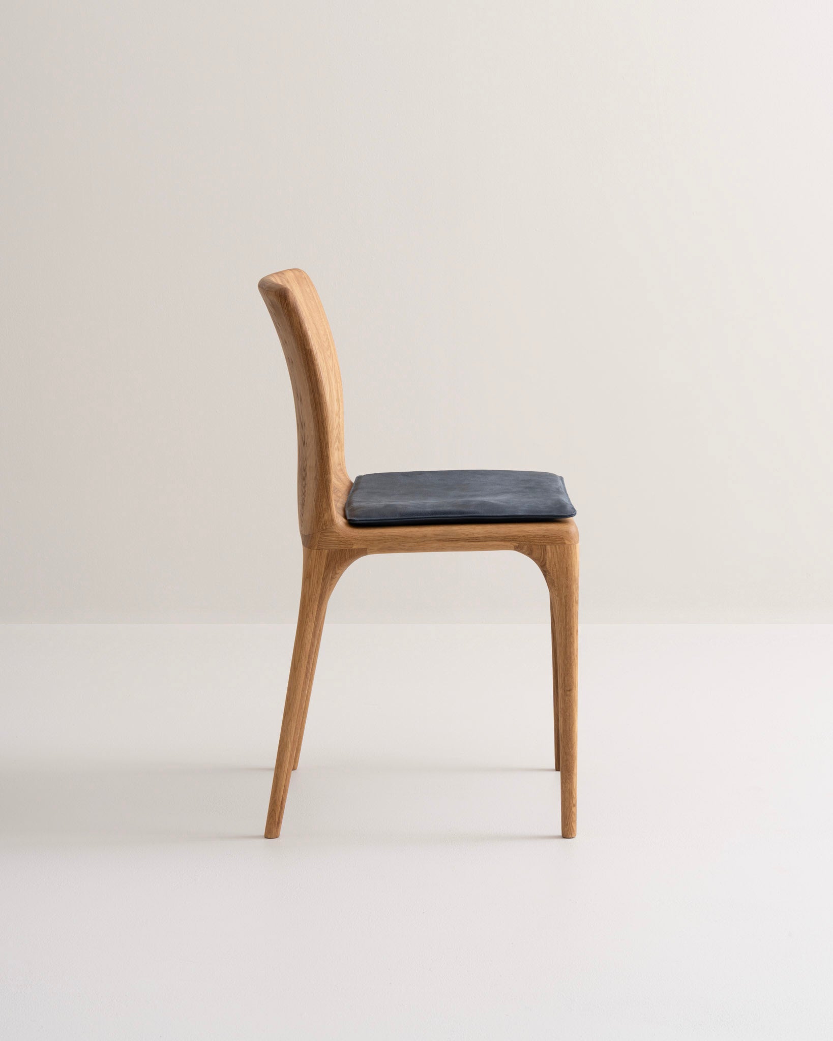 LÜNA | Stuhl image 31