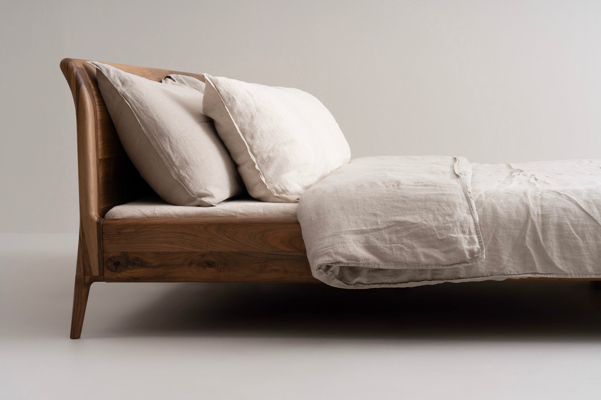 LÜNA | Cadre de lit