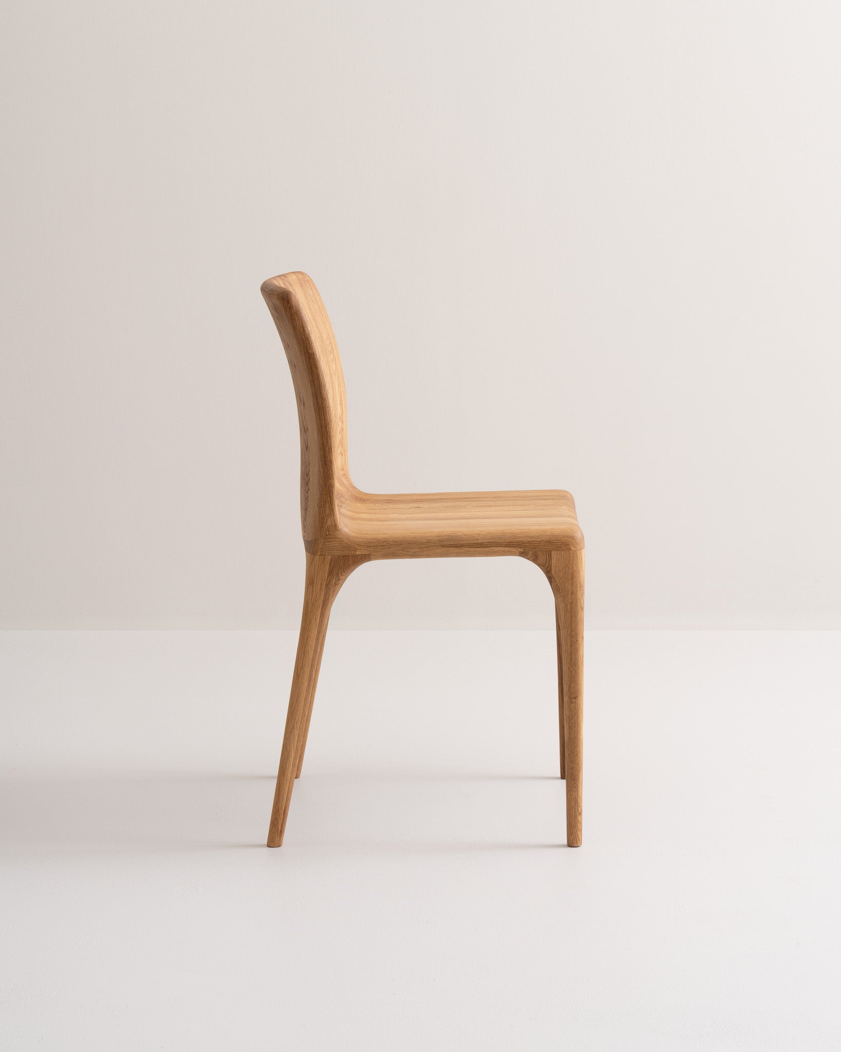 LÜNA | Chair image 7