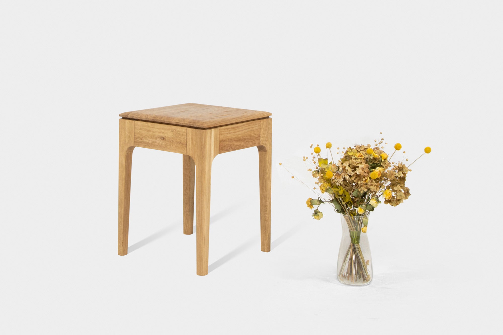 Handgerfertigter Holzhocker | CAROLINA Hocker aus Eiche-Hardman Design